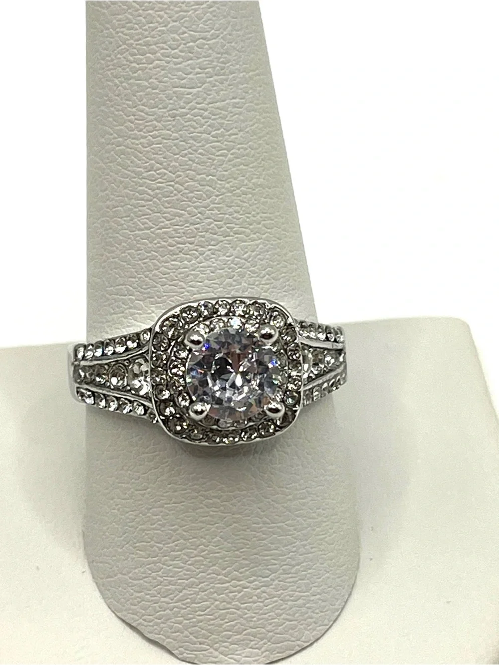 Halo Ring Engagement Ring Silver Rhodium Plated Sparkling Stones Prong Set
